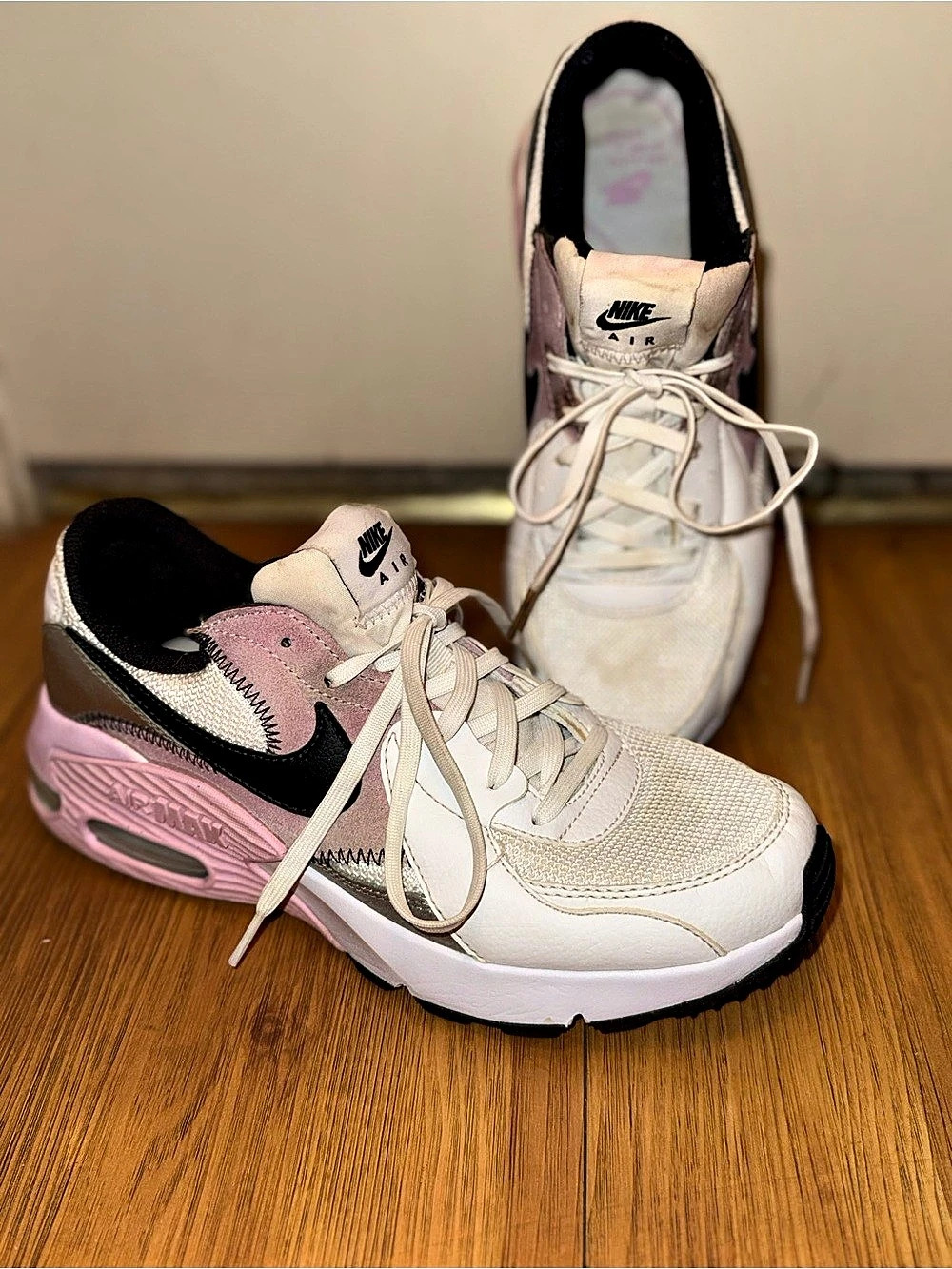 Nike Air Max Excee Women’s 8.5 White Black Light Arctic Pink CD5432-109